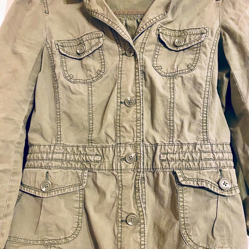 Women’s jacket - Picture 2 of 6